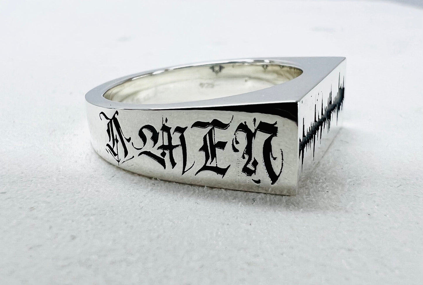 "Amen Break" Ring